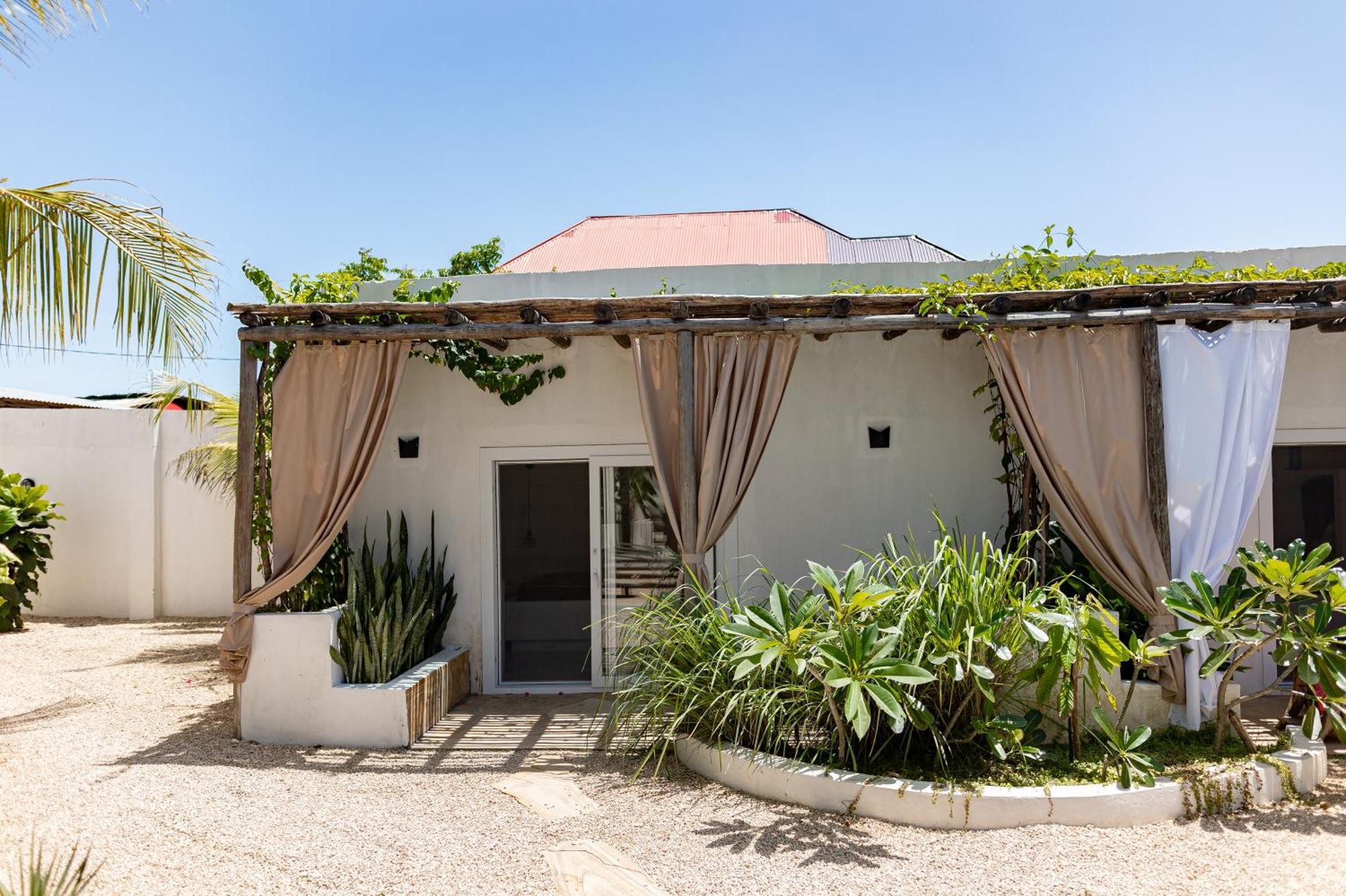 Cactus Lodge Zanzibar Nungwi Exterior photo